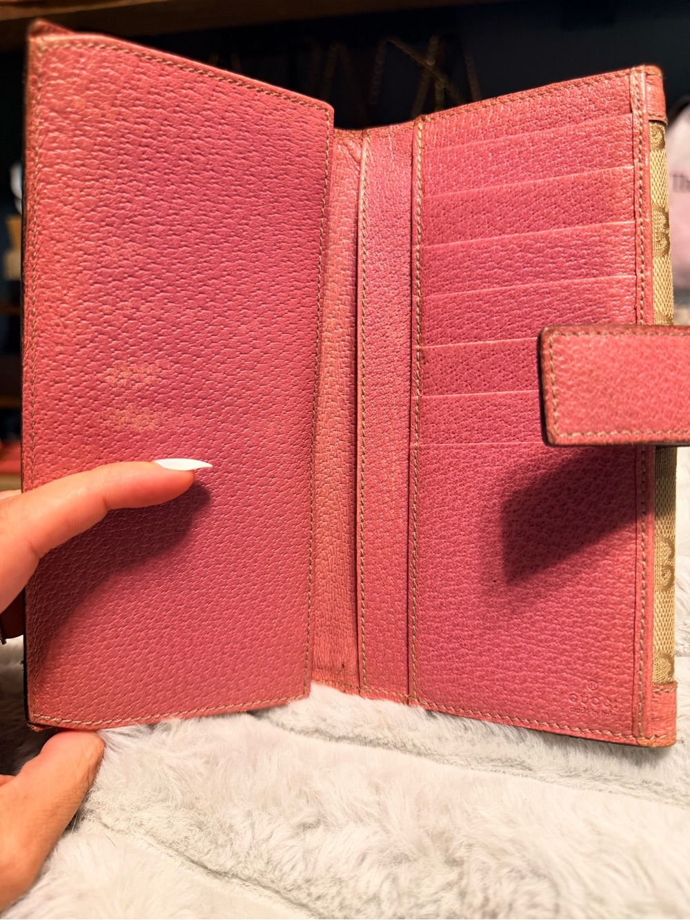 Gucci Beige Monogram Charmy Continental Canvas Wallet with Pink Leather Trim - Picture 3 of 8